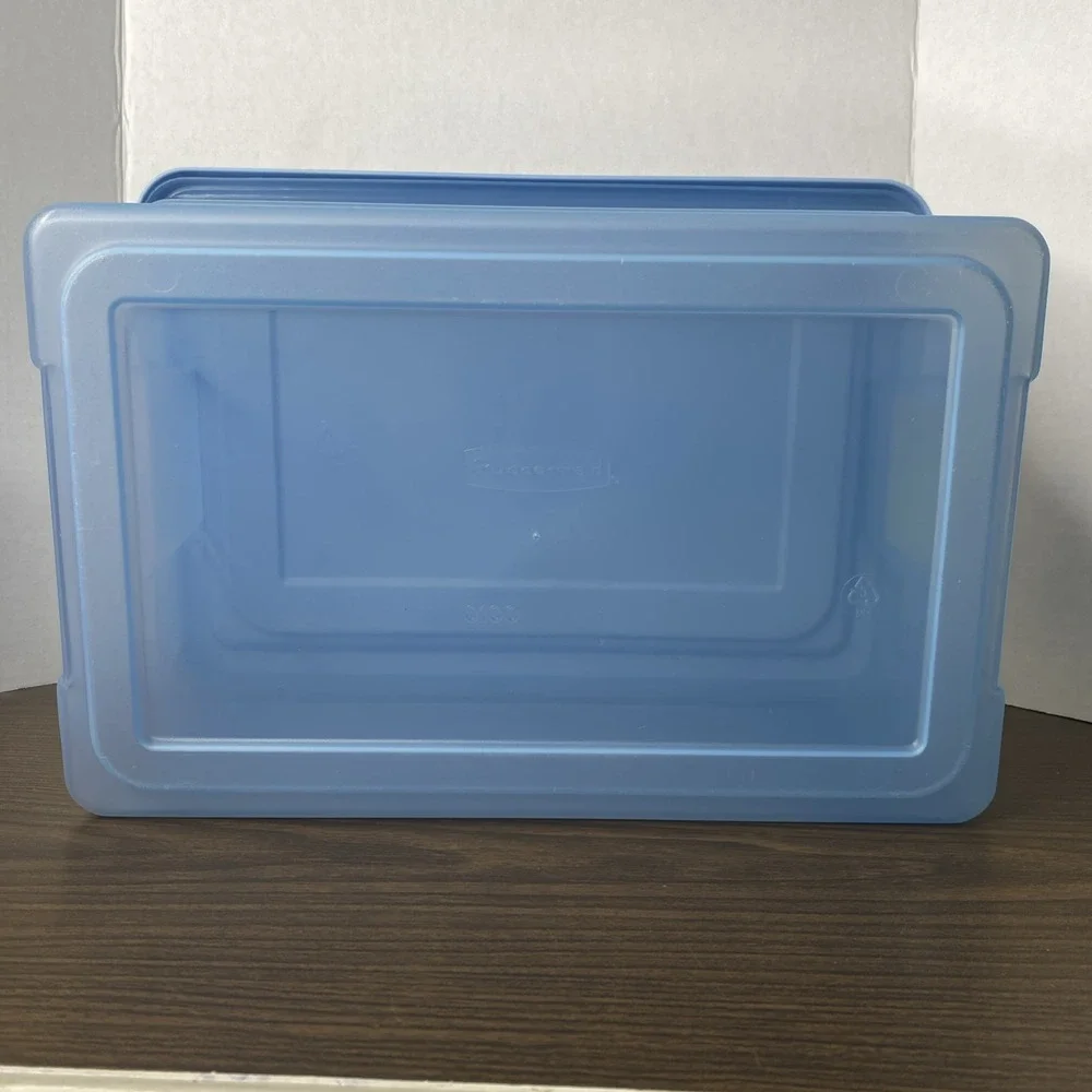 Rubbermaid preowned vintage